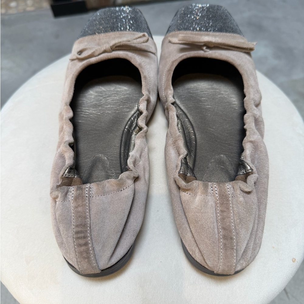 Brunello Cucinelli Suede Ballet Flats with Monili cap toe and bow Size 39.5 - Picture 11 of 12